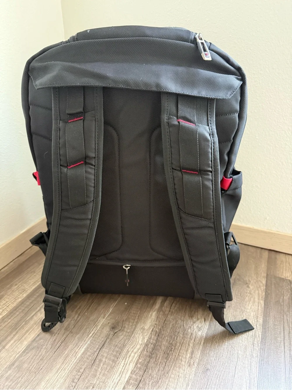 Samsonite Tectonic NuTech Wheeled Backpack – Black/Red – 17” Laptop